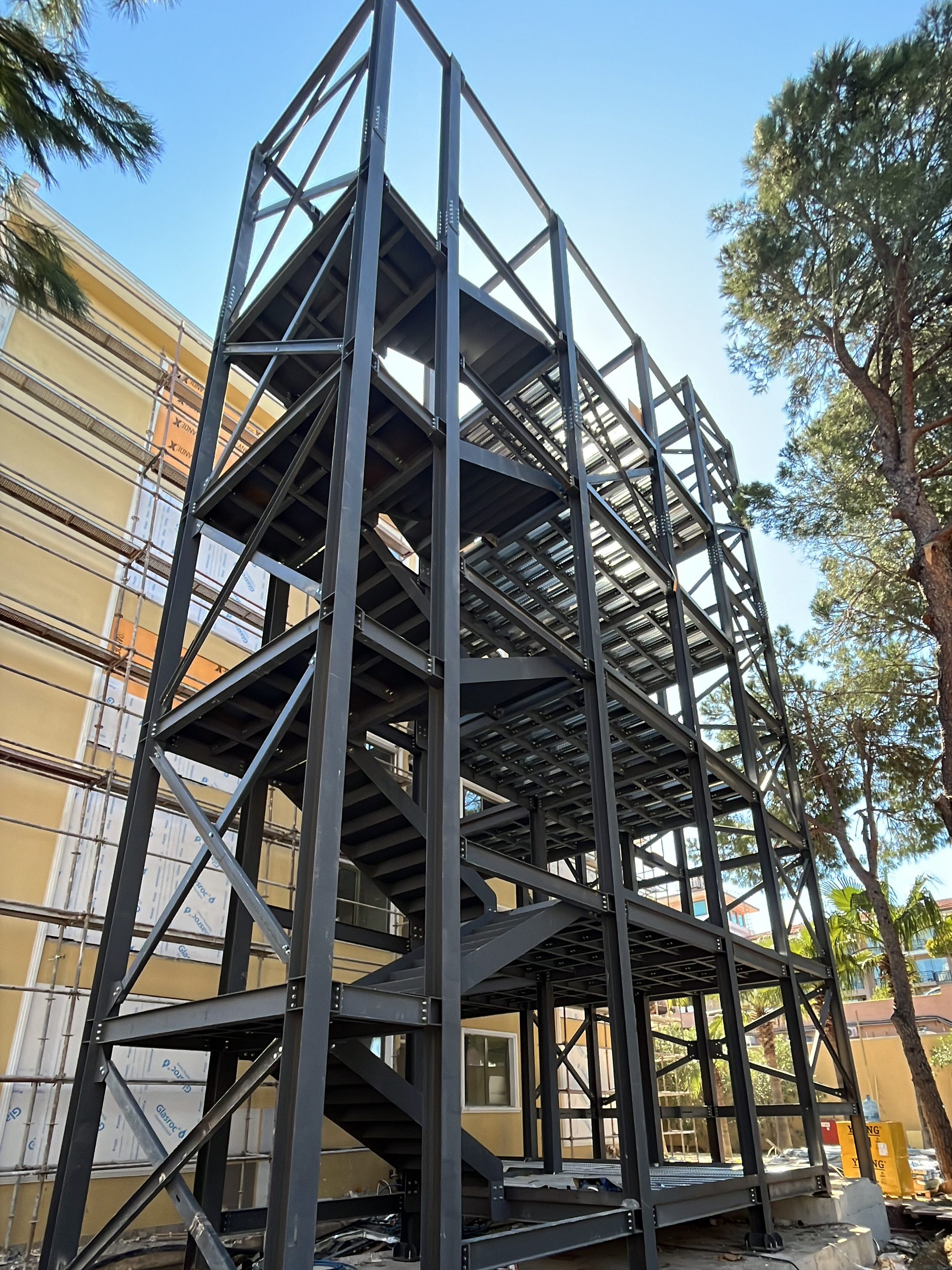 Yangın kaçış hattı